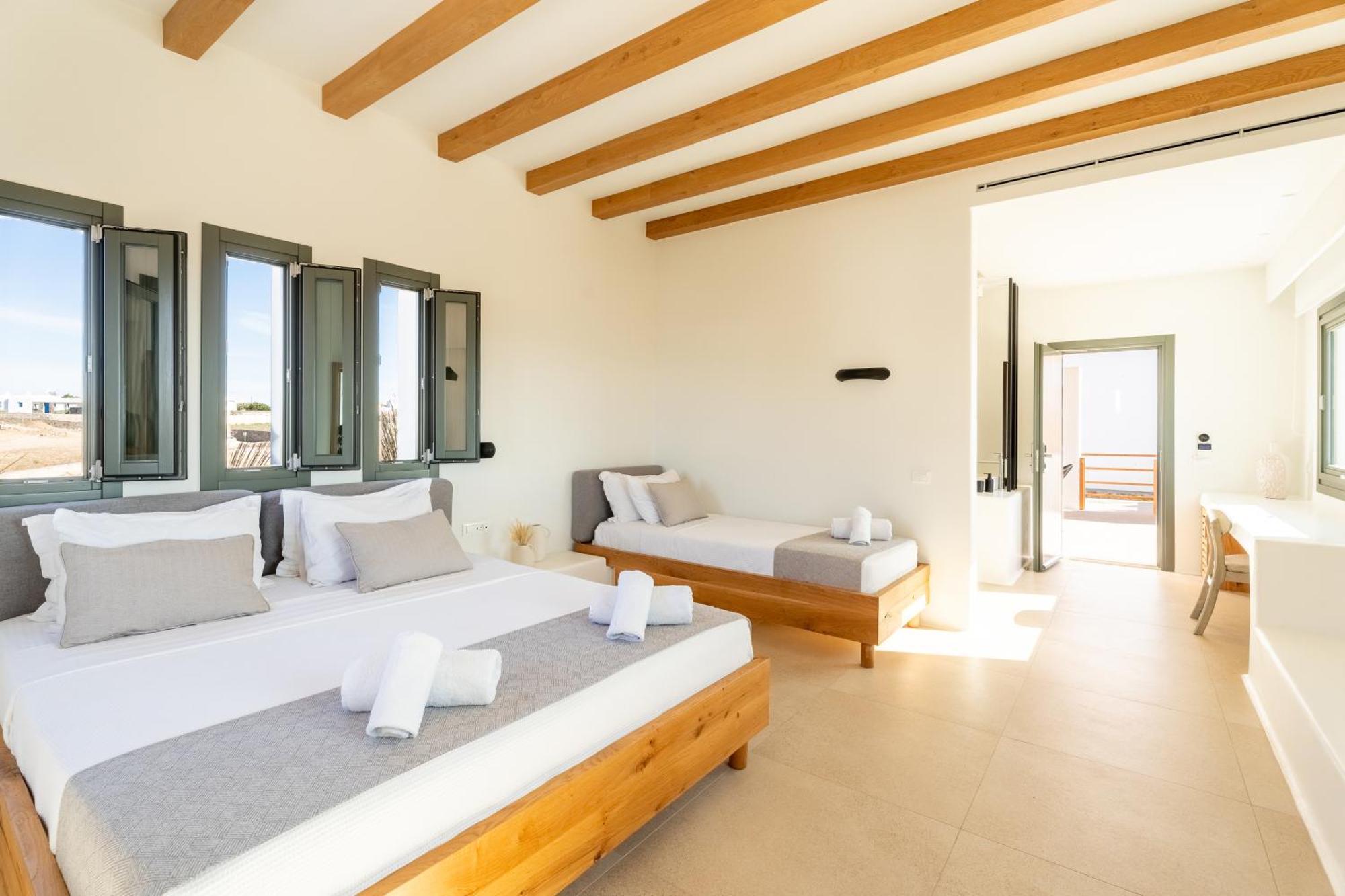 Regency Sunset Suites Mykonos Town エクステリア 写真