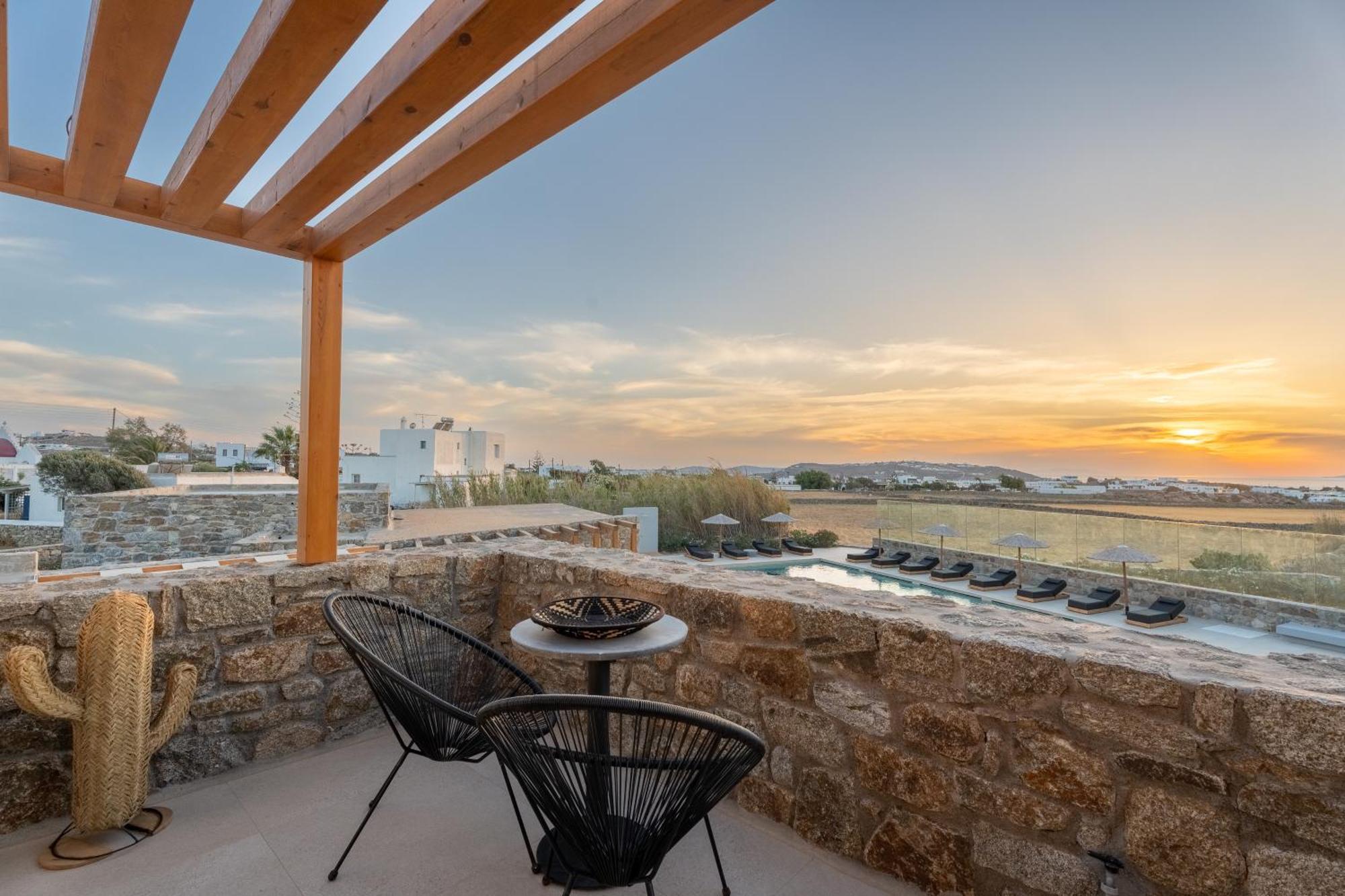 Regency Sunset Suites Mykonos Town エクステリア 写真