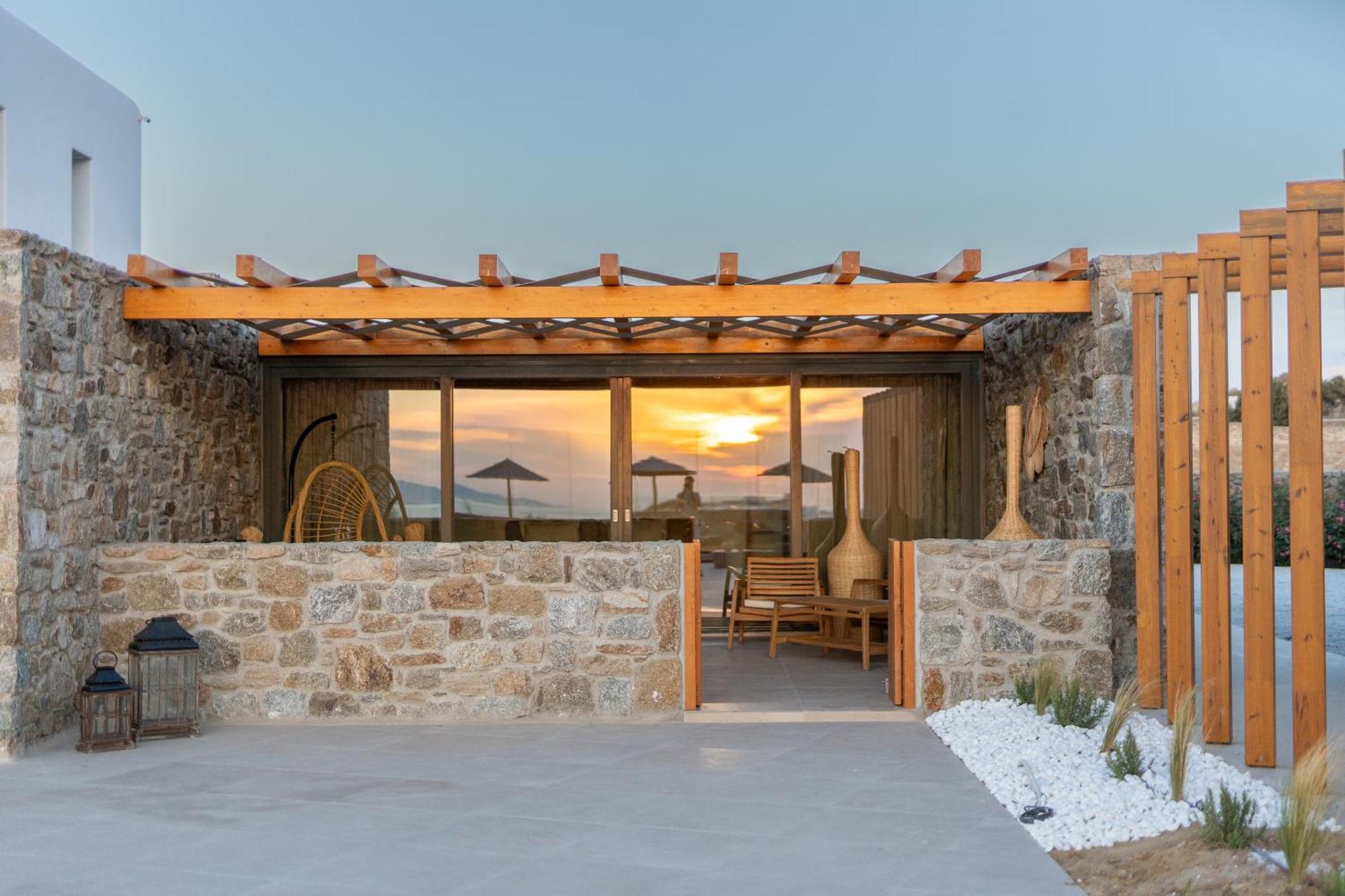 Regency Sunset Suites Mykonos Town エクステリア 写真